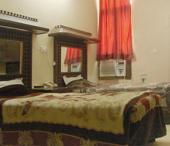 Hotel Krishna Palace New Delhi Exterior photo